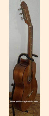 Guitarra Económica modelo GPE de Paracho Vista 8